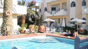 Sirena Apartments Agia Pelagia  Extérieur photo